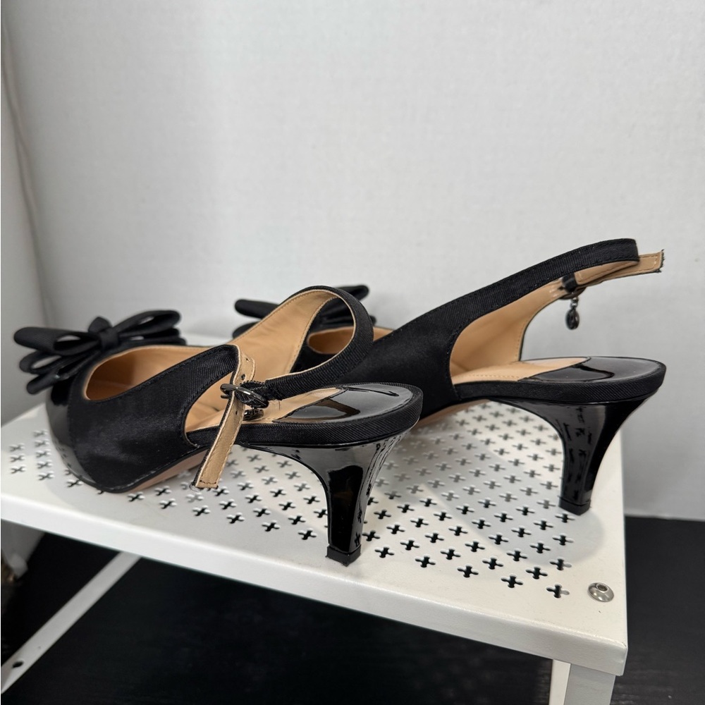 J.Renee Black Patent Bow Slingback Heels Size 8 Medium Comfort 2.5 Inch Heels - Picture 4 of 7